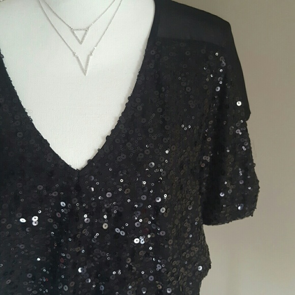 Express Sequined Top - Picture 2 of 3