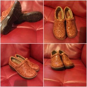 BOLO Andria Clogs size 7.5