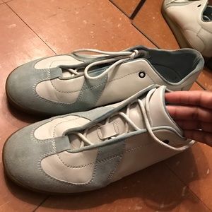 Powder/light blue Gucci sneakers