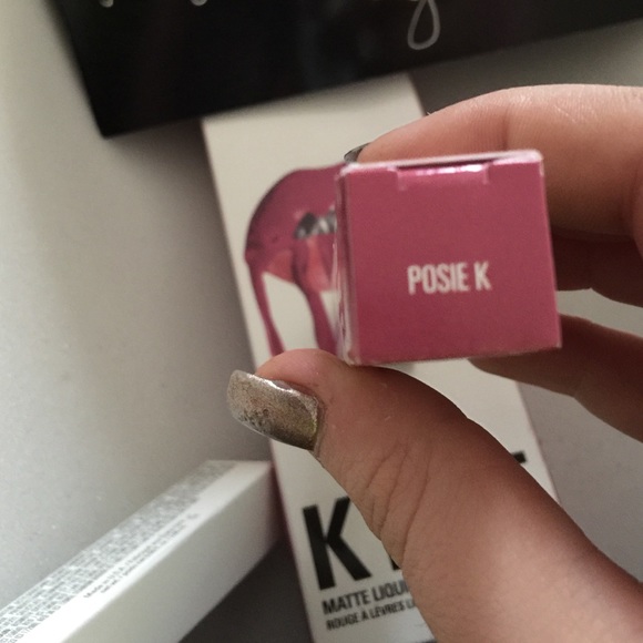 Kylie lip gloss bundle - Picture 3 of 3