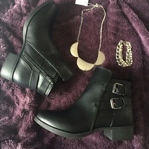 NWOT Moto Ankle Boots