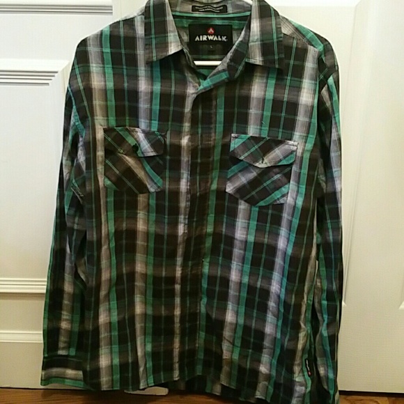 Men long sleeve Airwalk shirt