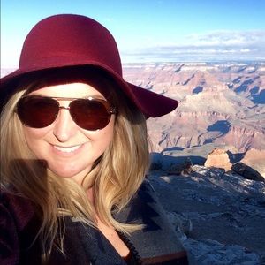 Meet your Posher, Aschelle