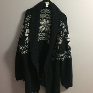 Plus Size Knit Cardigan