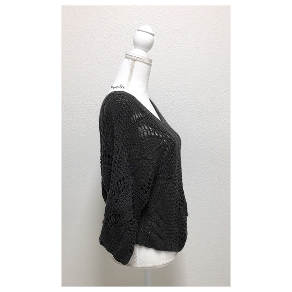F21 box crochet sweater - Picture 2 of 4