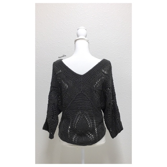 F21 box crochet sweater - Picture 3 of 4