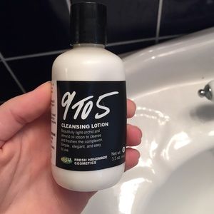 NWT Lush 9 To 5 Cleansing Lotion
