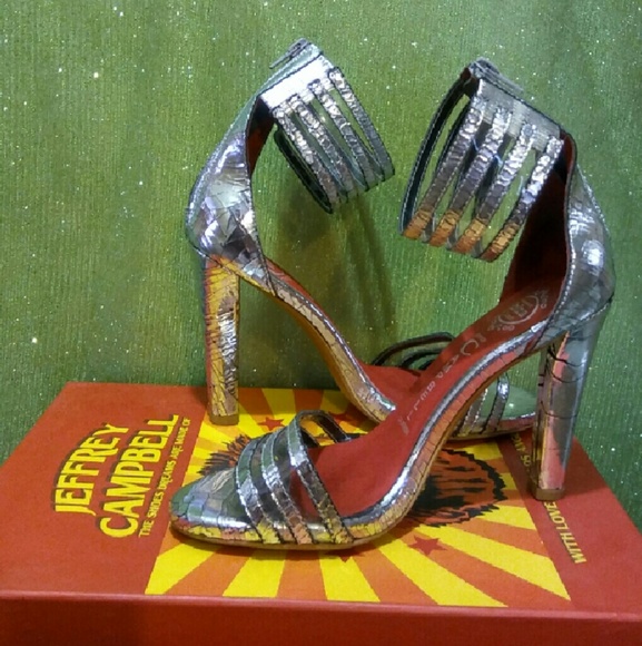 Heels - Picture 2 of 4