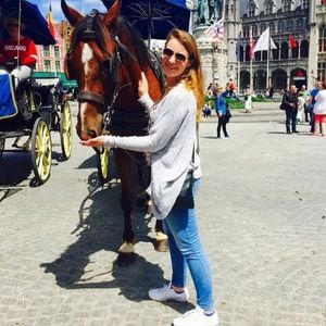 Meet your Posher, Rebecca