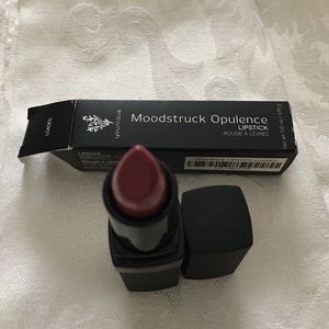 Younique Moodstruck Opulence Lipstick in Loaded
