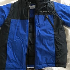 SOLD 💨✌🏾 Boys Columbia winter coat