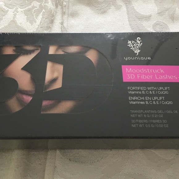 Brand new Younique Moodstruck 3D Fiber Lashes