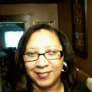 Meet your Posher, Deirdre