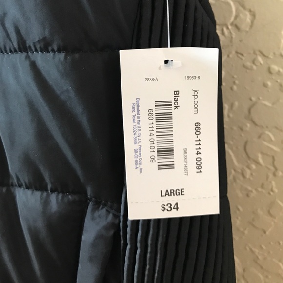 Black puffy vest - Picture 2 of 3