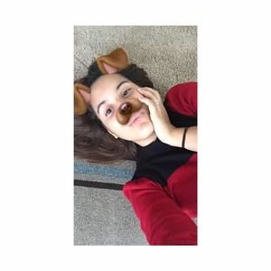 Meet your Posher, Ixzel