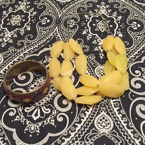 Bundled bracelet and necklace