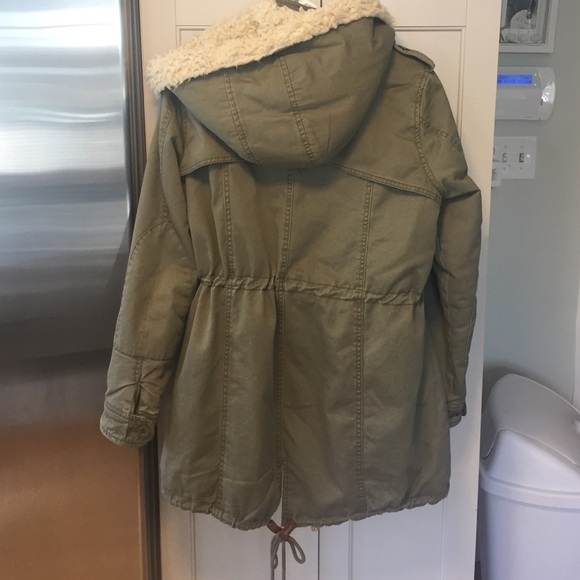 Winter coat - Picture 2 of 2