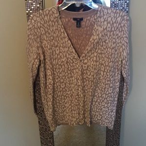 Gap size M cheetah cardigan