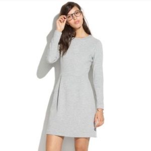NWT Madewell light grey dress. Flattering material