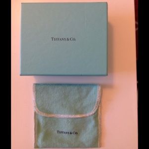 SALE 😀 Tiffany jewellery box and pouch