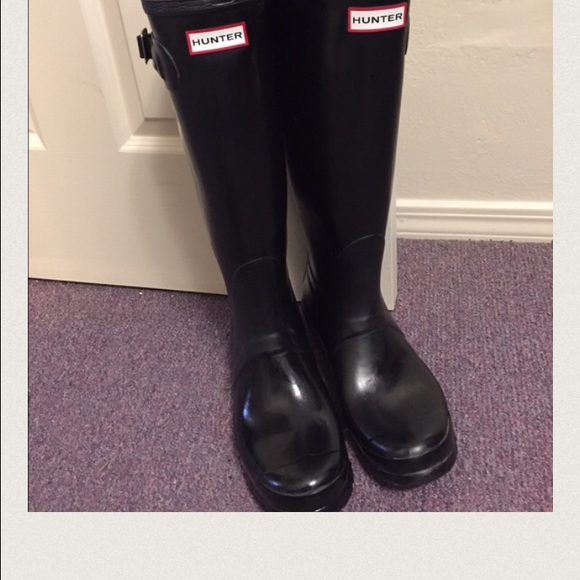Hunter black tall glossy boots 9