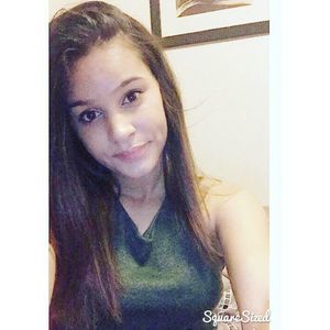 Meet your Posher, Elexis