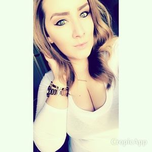 Meet your Posher, Brooke