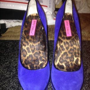 Betsey Johnson Blue Suede Wedges 8.5 (8 1/2)