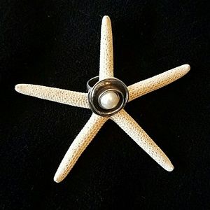 Silpada Retired Oxidized Silver & Pearl Ring