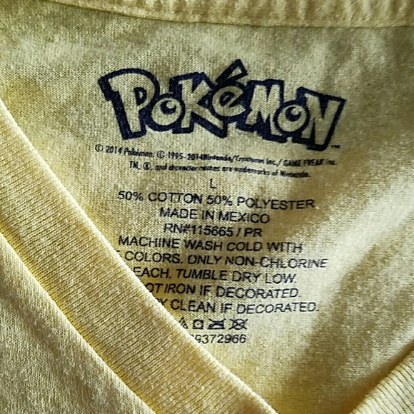 Bundle of Juniors tees - Picture 2 of 3