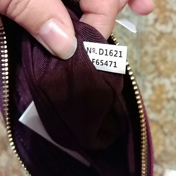 Coach large wristlet - Picture 3 of 3