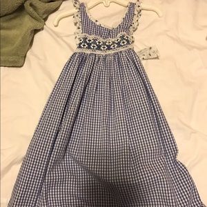 Girl dress fix a girl from 5-7 years old