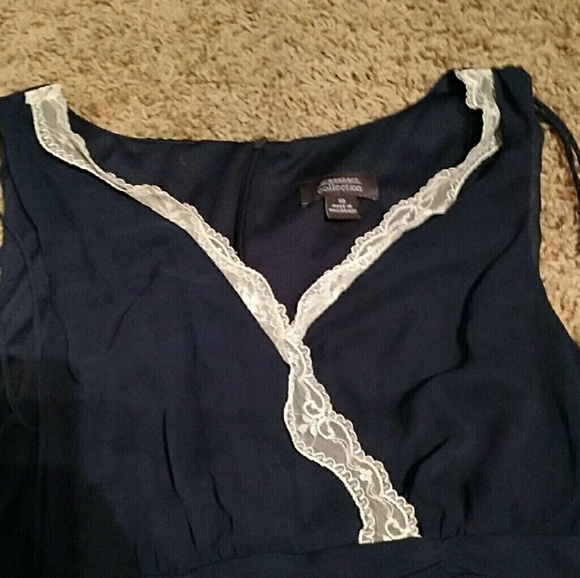 $ 3/30Sale💜Navy dress with cream trim sleeve less - Picture 2 of 2