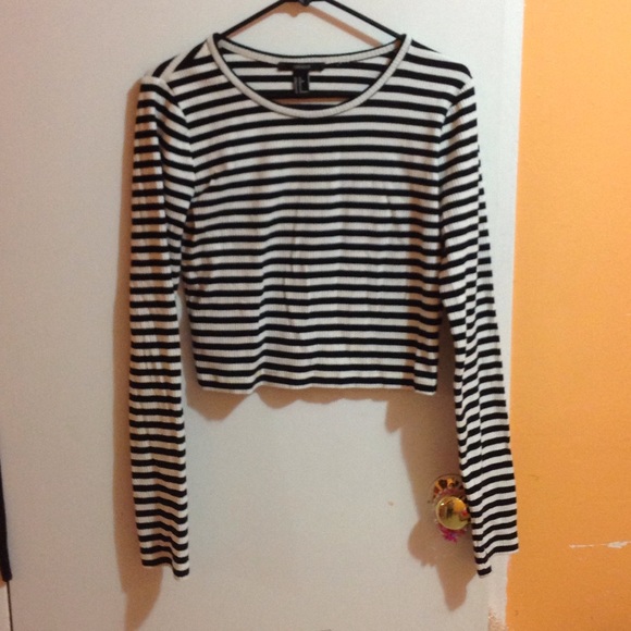 Stripped Crop Top