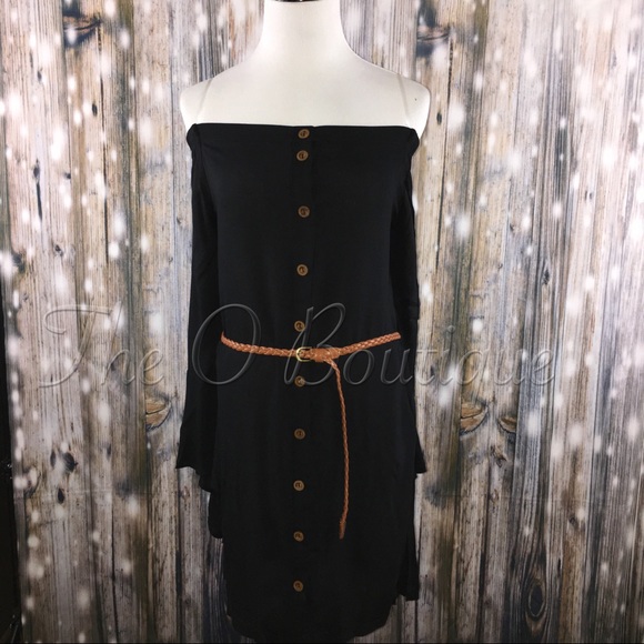 🎉CLEARANCE🎉 Black Off-Shoulder Bell Sleeve Dress - Picture 2 of 4