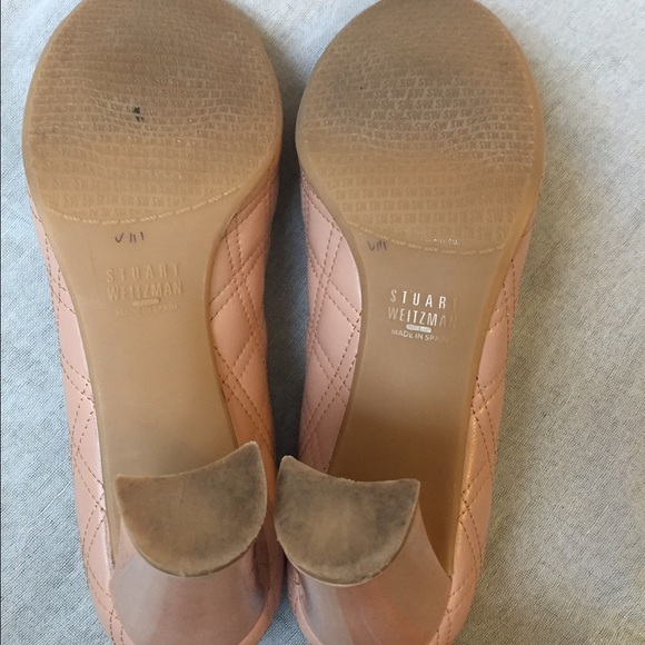 Stuart Weitzman Nude Quilted Leather & Patent Cap - Picture 4 of 4