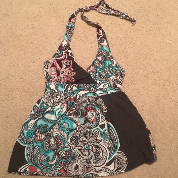 ✨NWT✨ Halter top