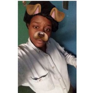 Meet your Posher, Zanya