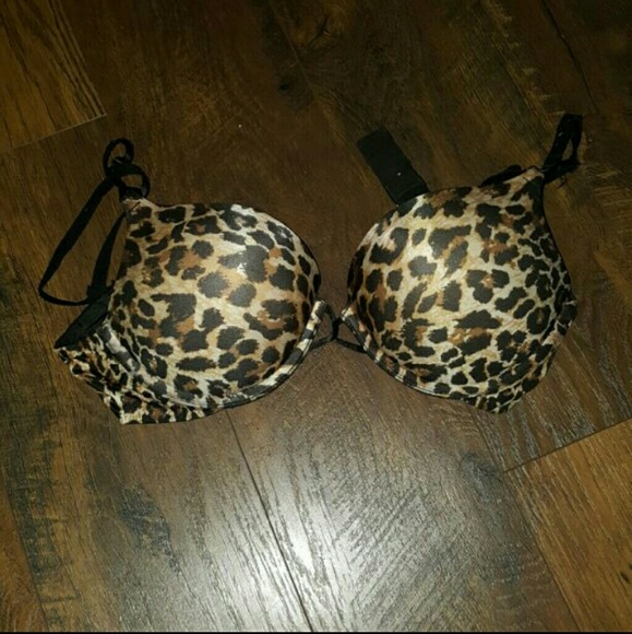 Victoria's secret bombshell bra