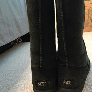 Black Ugg Boots!!