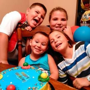 Meet your Posher, Bobbi