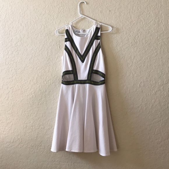 White formal bebe dress - Picture 1 of 4