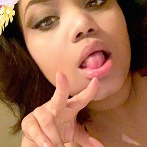 Meet your Posher, Sydnee
