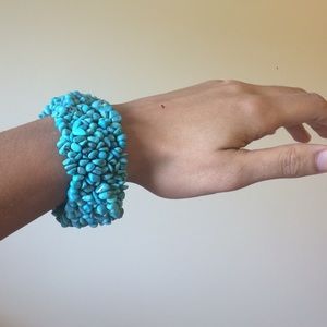 Handmade beaded turquoise bracelet