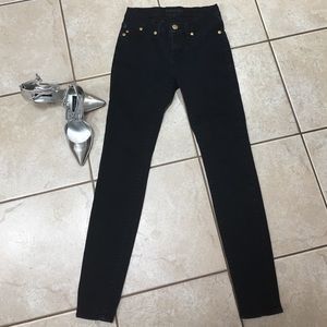 Rock & Republic Navy Blue Skinny Jeans
