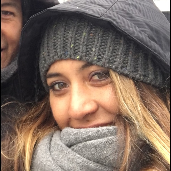 Meet your Posher, Maria - Picture 1 of 1