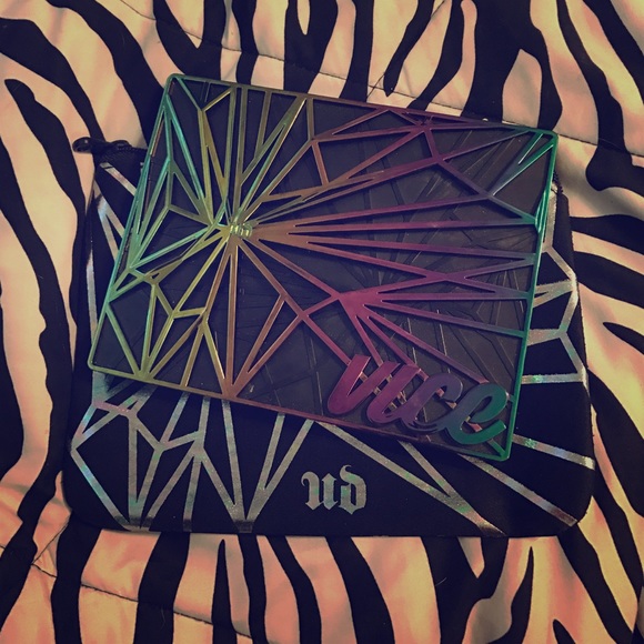 DISCONTINUED Urban Decay Vice 4 palette