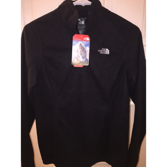 NWT Women's Sz. Small NorthFace Glacier 1/4 zip