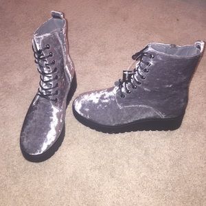 Grey velvet platform combat boots! Grey velvet platform combat boots!