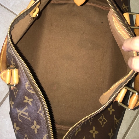 Additional pictures of LV Speedy 35